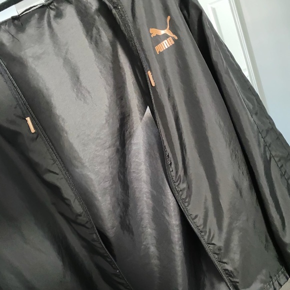 Puma Windbreaker - Picture 3 of 4